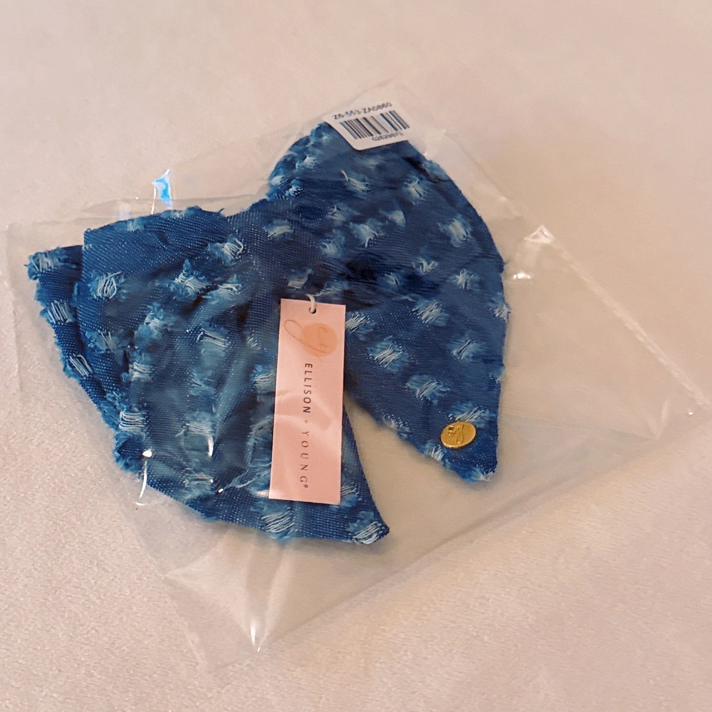 80'S Vibe Distressed Jean Bow Hair Clip