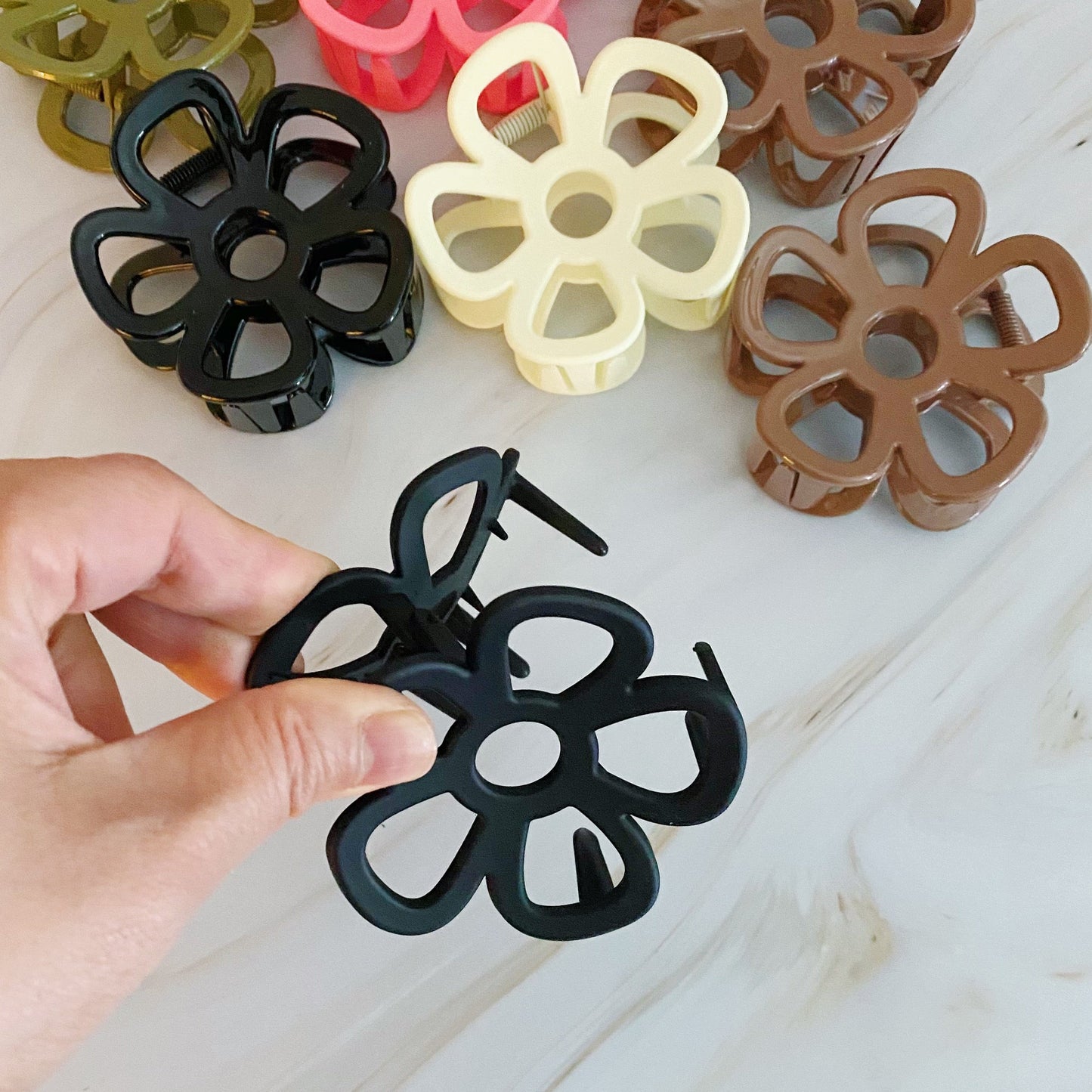 Anemone Flower Hair Claw Set of 3