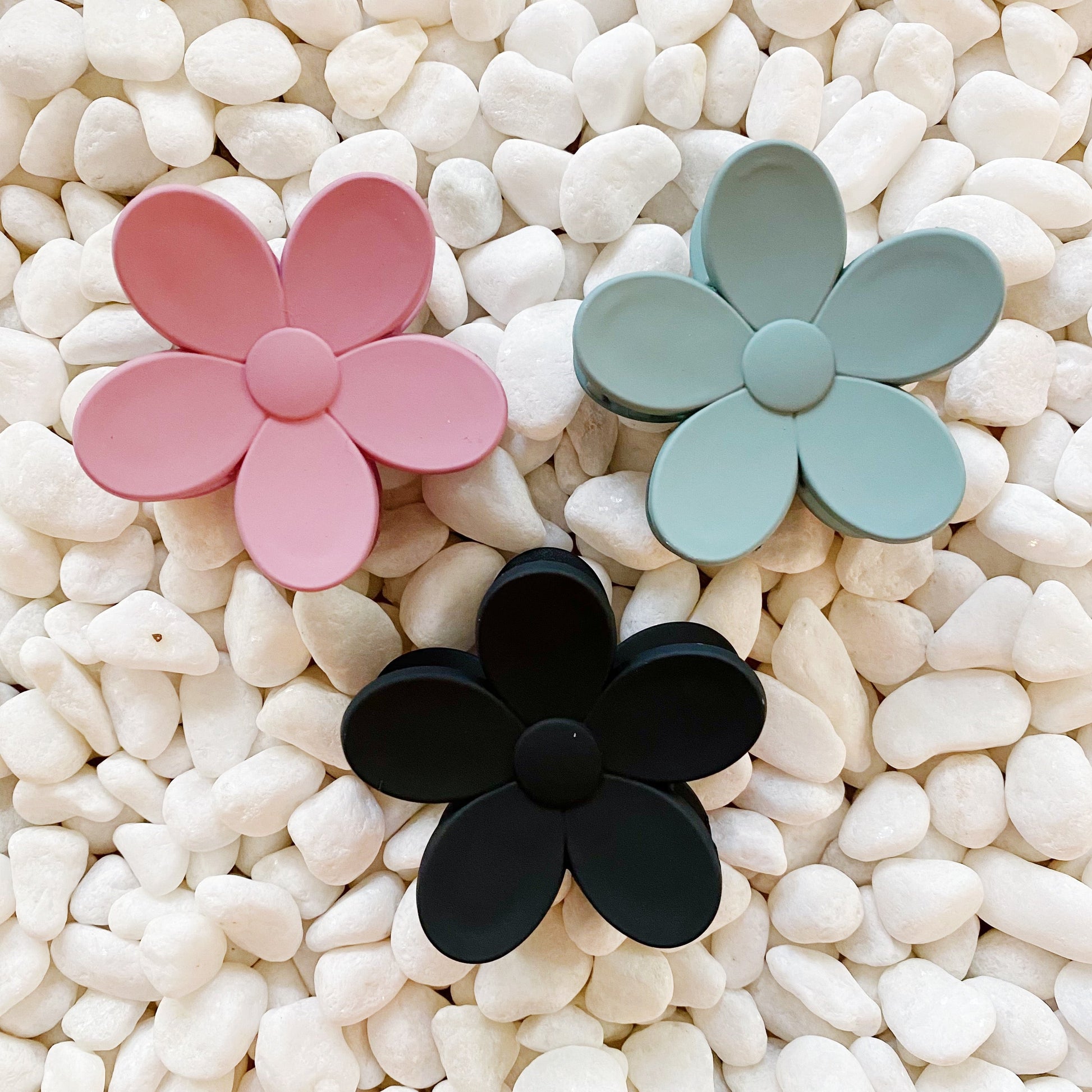 Smaller Daisy Days Hair Claw Set of 3