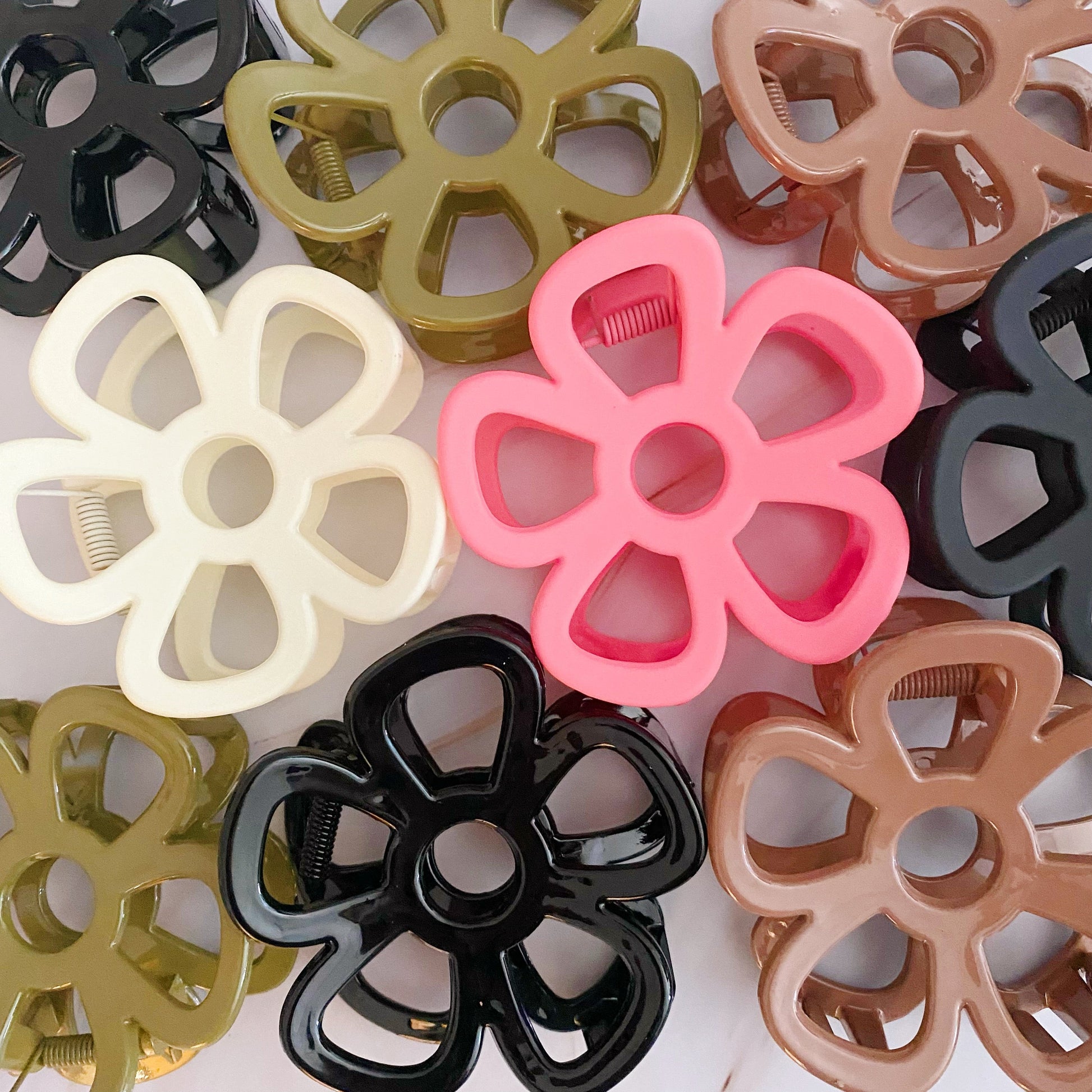 Anemone Flower Hair Claw Set of 3