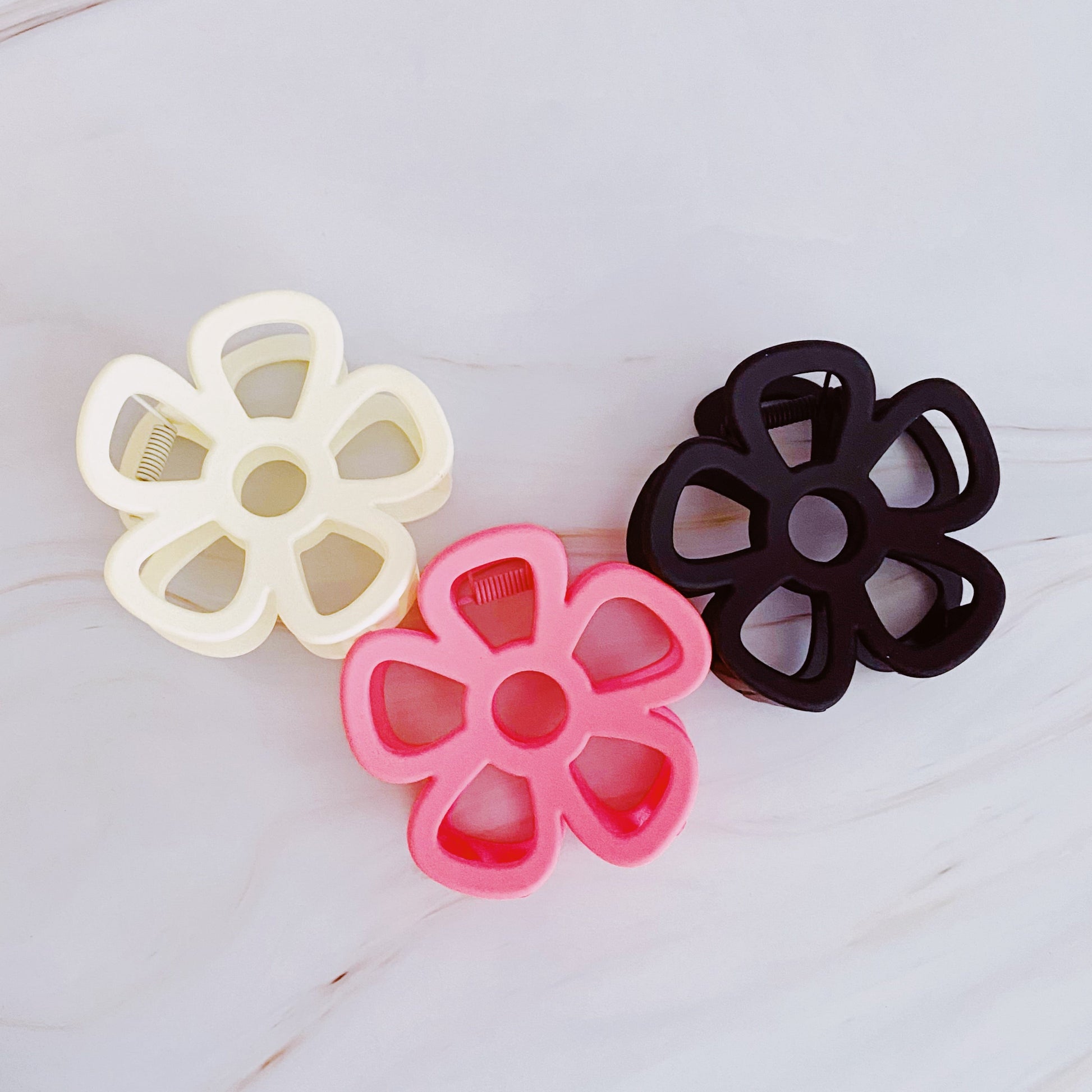 Anemone Flower Hair Claw Set of 3